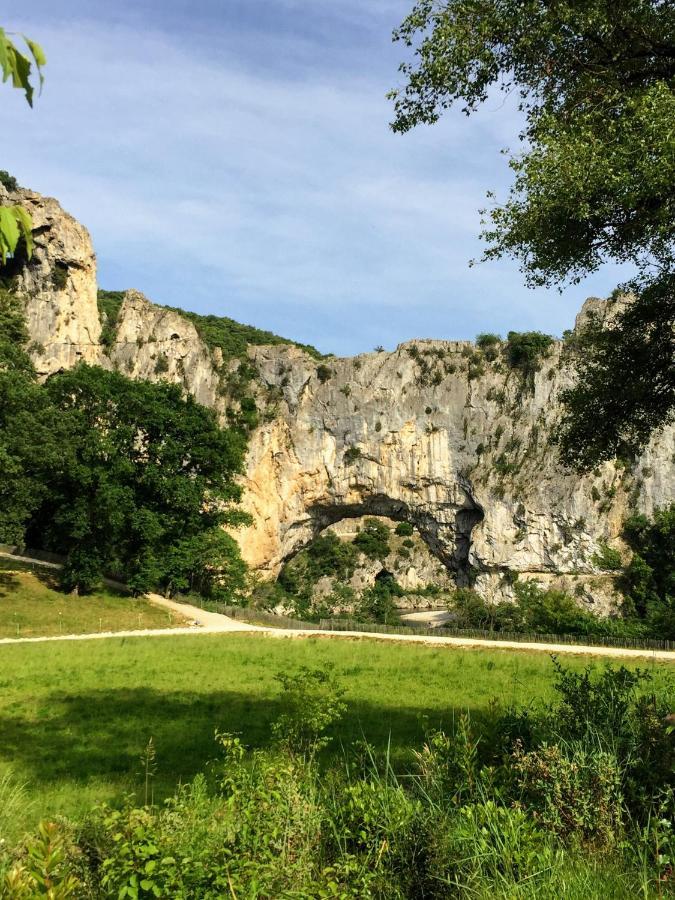 Le Manoir Du Raveyron Ξενοδοχείο Vallon-Pont-dʼArc Εξωτερικό φωτογραφία